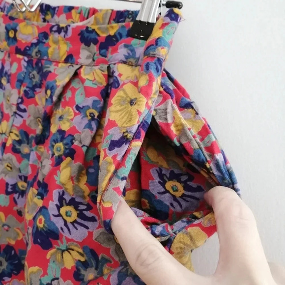 Urban Outfitters Kimchi Blue  Floral Shorts with Tie Sides Size Medium - Picture 6 of 15